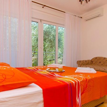 טרוגיר Apartments Maslina מראה חיצוני תמונה
