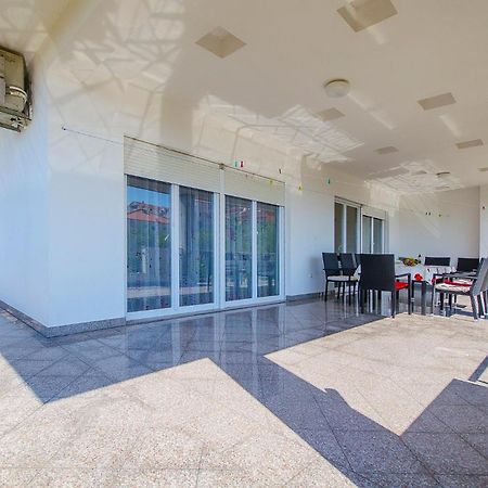 טרוגיר Apartments Maslina מראה חיצוני תמונה