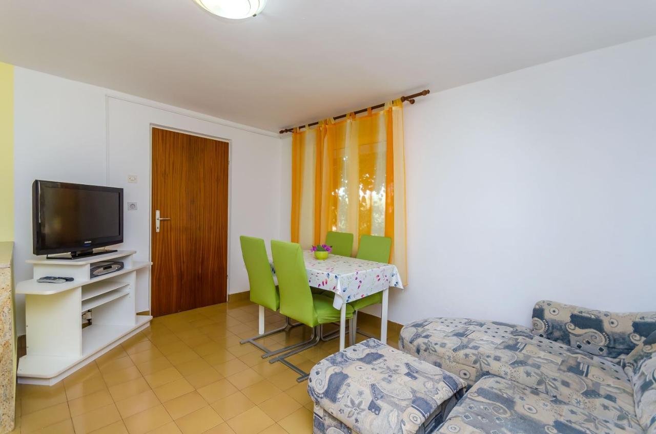 טרוגיר Apartments Maslina מראה חיצוני תמונה